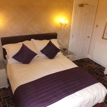 Almond Villa Guest House Perth Bagian luar foto